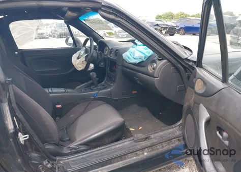 2003 Mazda Mx-5 Miata Cloth/Ls/Se/Shinsen из США, поврежденный, VIN JM1NB353530313053